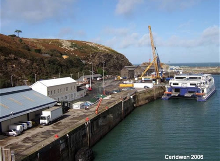 4.The Ferry Harbour